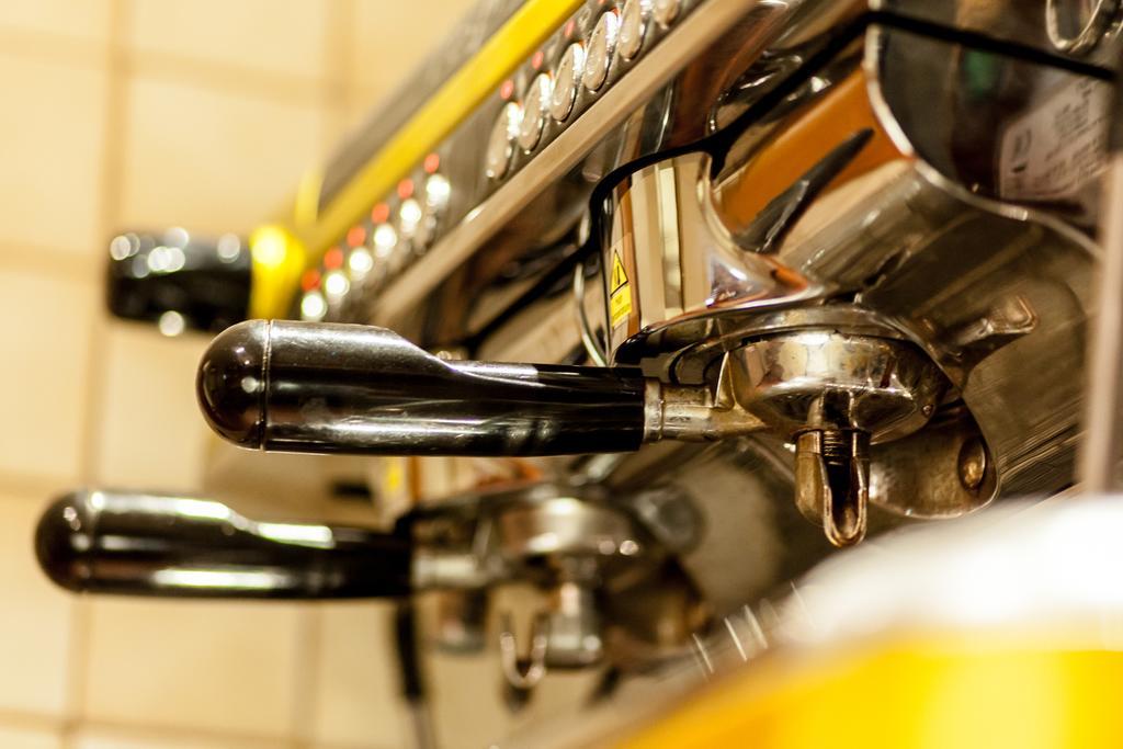 Hotel Restaurant Jaegerhof Weisendorf エクステリア 写真