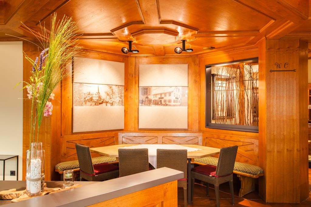 Hotel Restaurant Jaegerhof Weisendorf エクステリア 写真