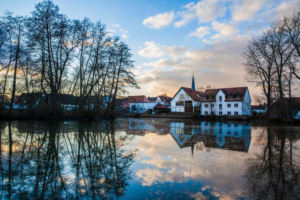 Hotel Restaurant Jaegerhof Weisendorf エクステリア 写真