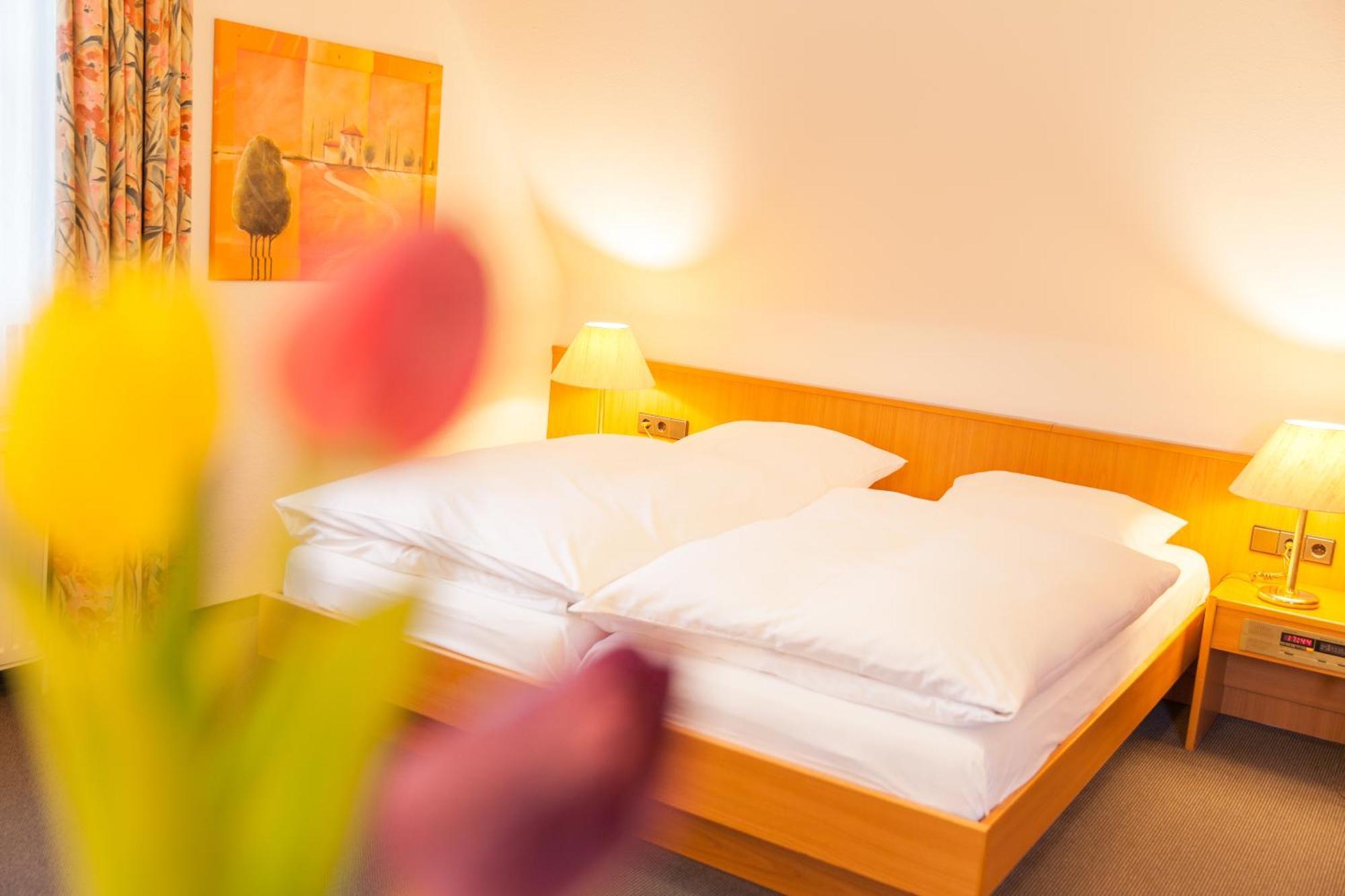 Hotel Restaurant Jaegerhof Weisendorf 部屋 写真